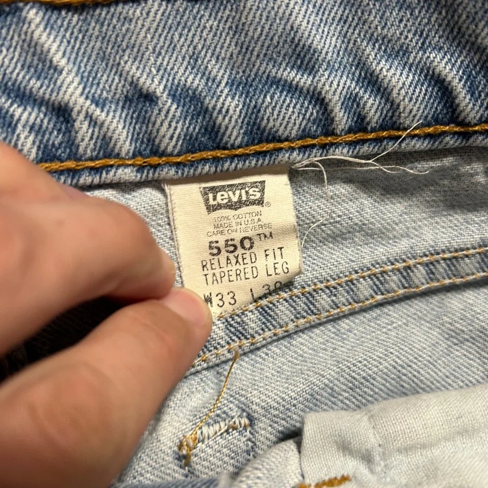 VTG Levi's 550 Jeans Mens 33x30 (Fits 32x30) Relaxed Tapered Denim USA Made 1996